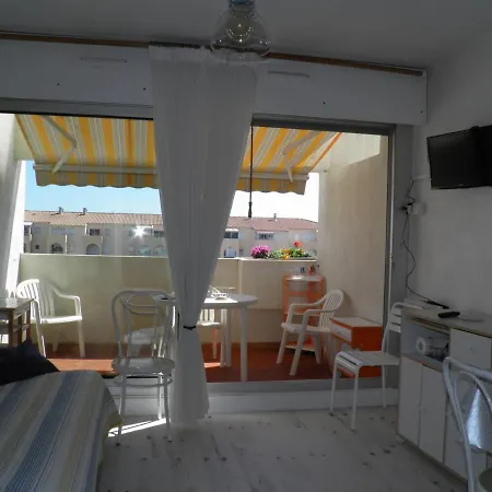 דירה Sete, 1 Piece, 4 Personnes - Fr-1-338-42 Sète
